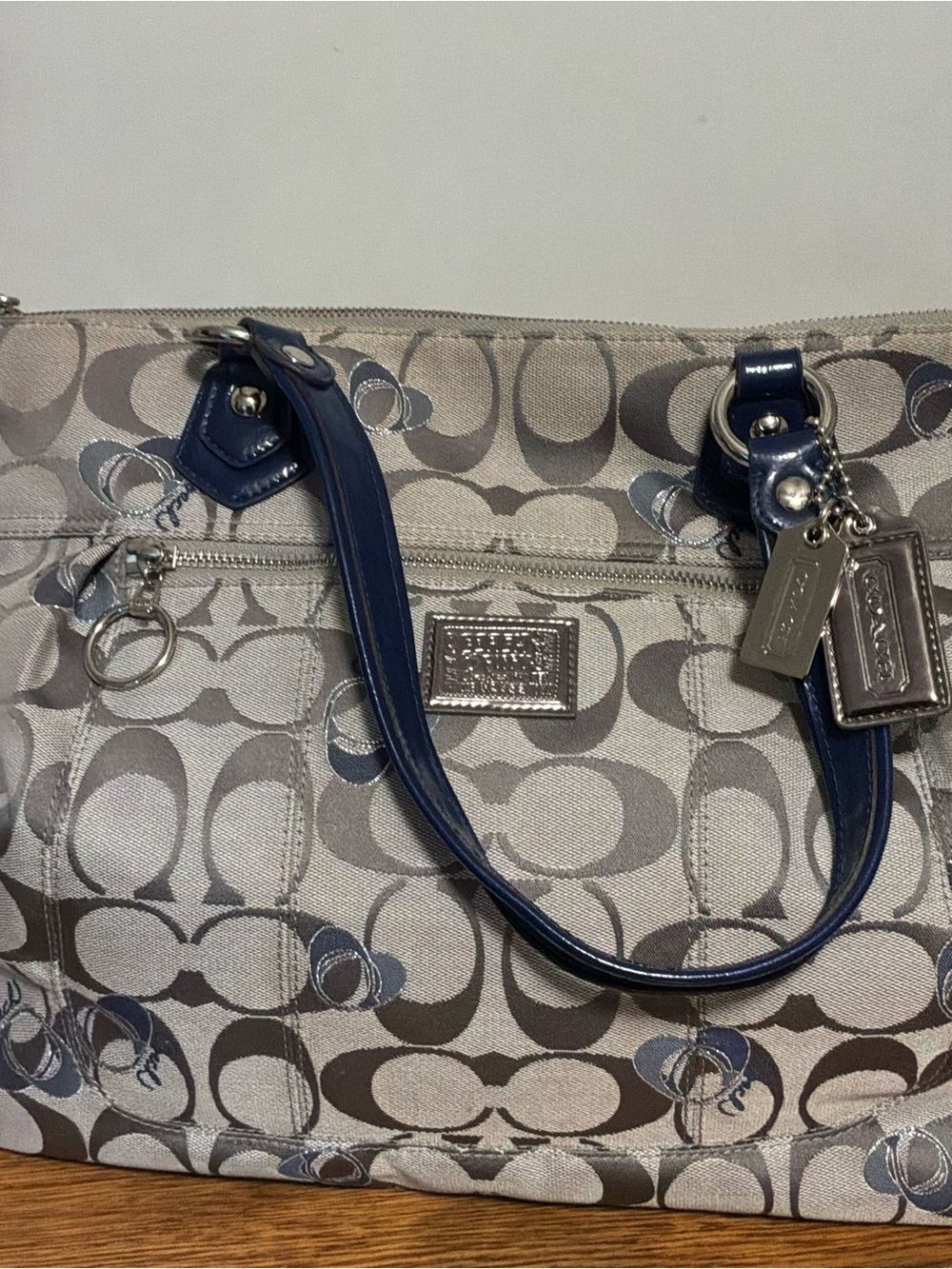 Coach Signature Poppy Shoulder Bag in Gray and Navy - Picture 3 of 13